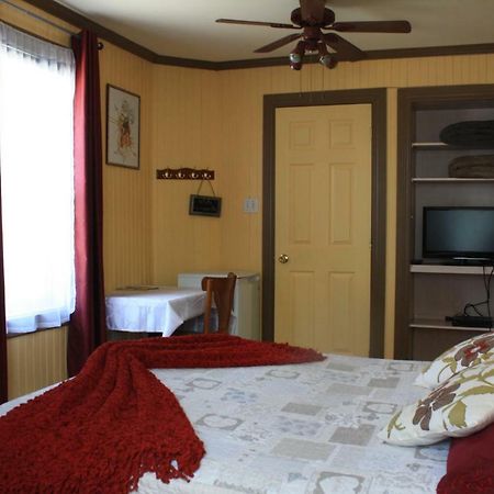 Auberge Chez Ignace Nominingue Екстер'єр фото